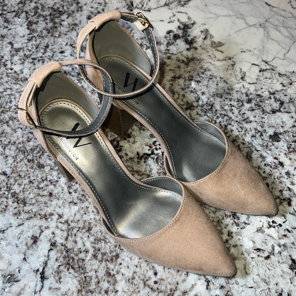 Worthington Nude block heels, women's size 5.
